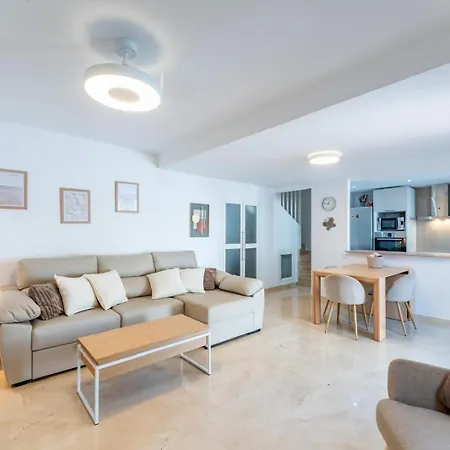 Sr Cancelas 3bdr Townhouse In Centre Tatil Evi Marbella