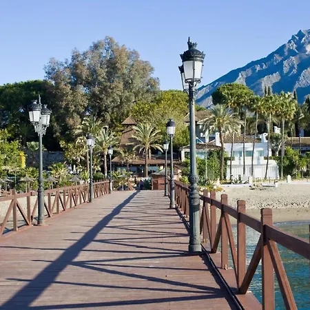 Ferienhaus Sr Cancelas 3bdr Townhouse In Centre Marbella
