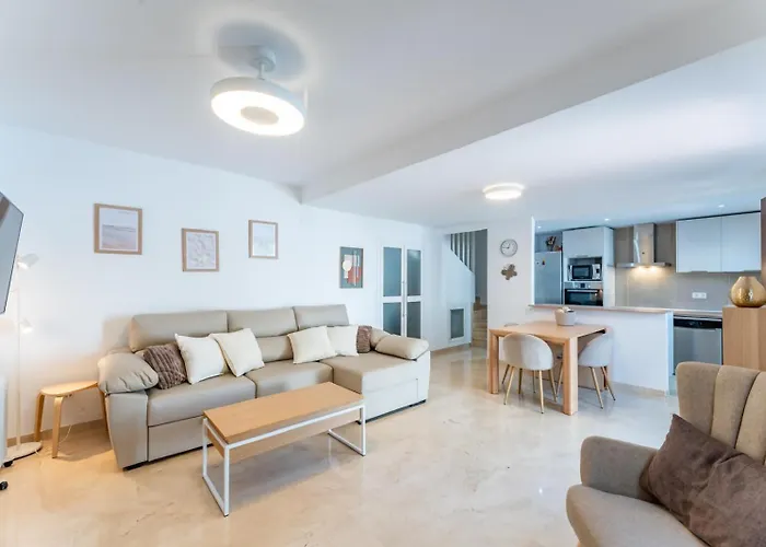 Sr Cancelas 3bdr Townhouse In Centre Tatil Evi Marbella